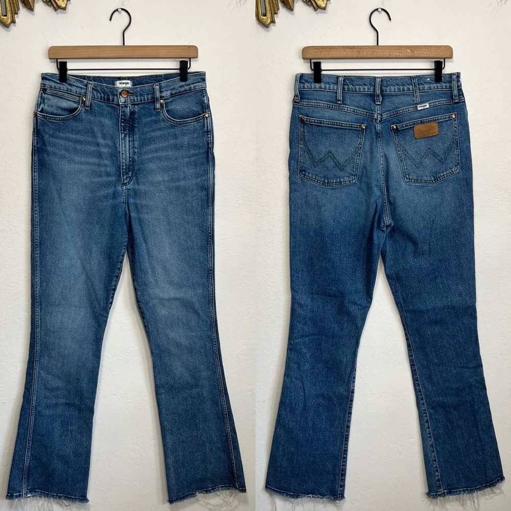 Wrangler Westward High Rise Boot Cut Crop Jeans